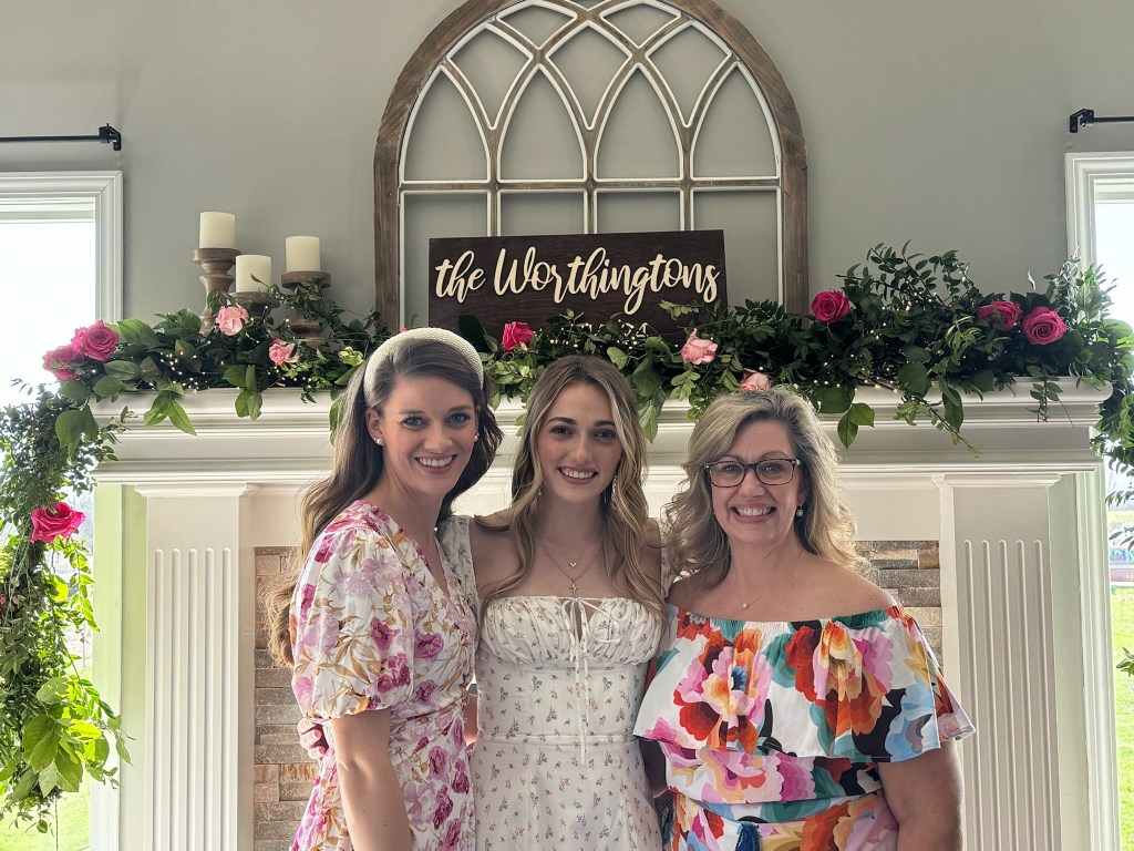 A Bridal Shower Devotional: A Proverbs 31 Wife 