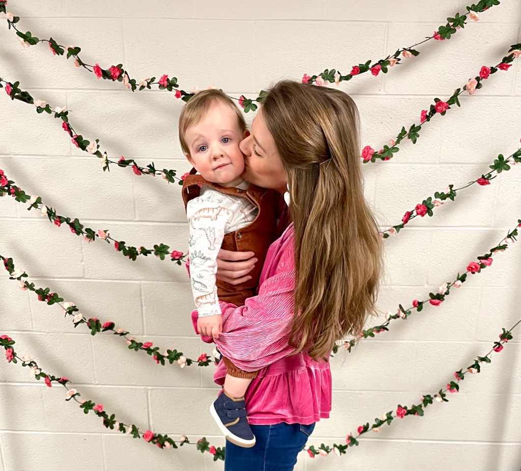 A Valentine's Day Devotional_MomCo_Life Set Apart Blog